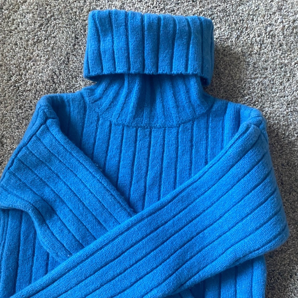 DKNY Blue wool sweater